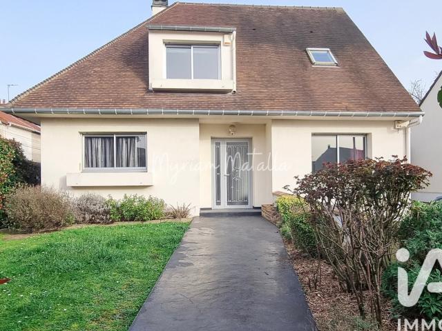 Maison 8 pièces 220 m²