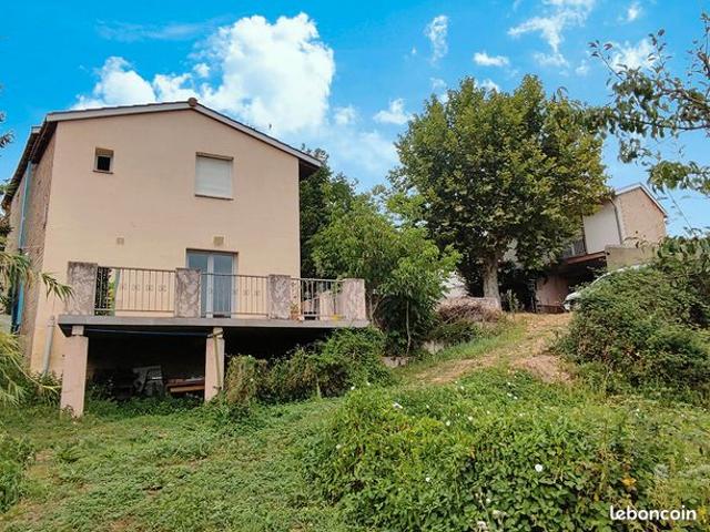 Maison 8 pièces 220 m²