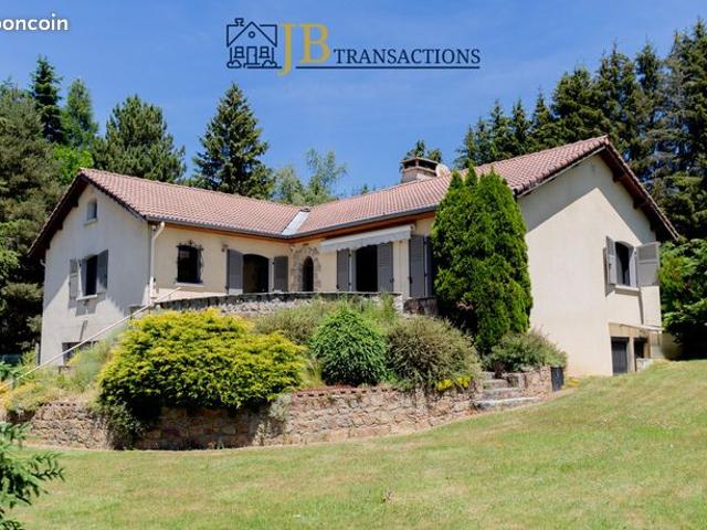 Maison 8 pièces 220 m²