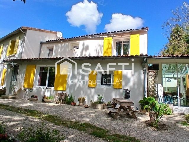 Maison 8 pièces 220 m²