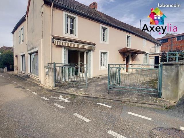 Maison 8 pièces 220 m²