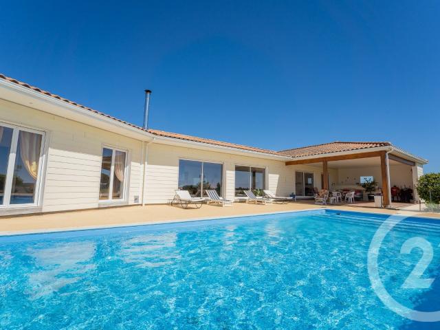Maison 8 pièces 220 m²