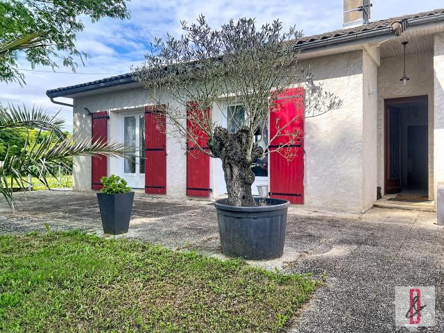 Maison 8 pièces 220 m²
