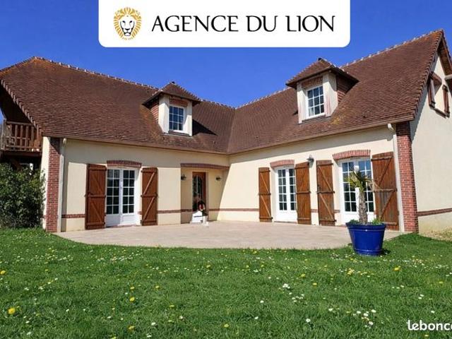 Maison 8 pièces 220 m²