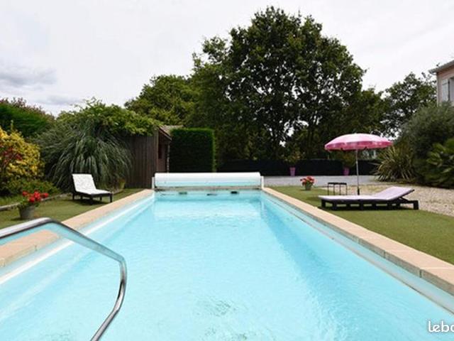 Maison 8 pièces 220 m²