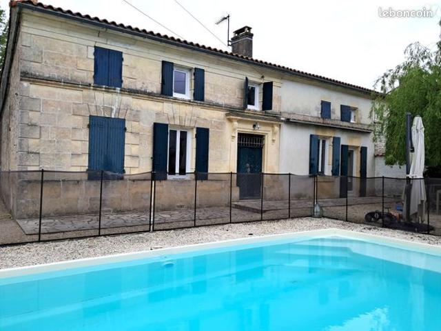 Maison 8 pièces 220 m²