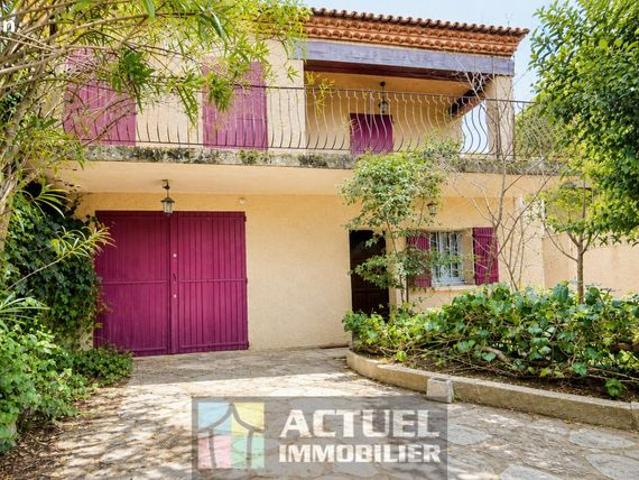 Maison 8 pièces 220 m²