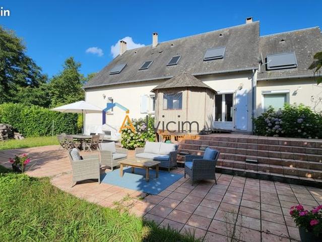 Maison 8 pièces 220 m²