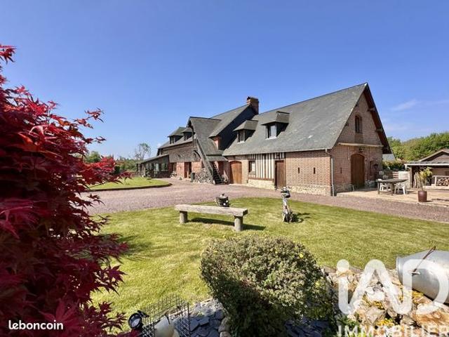 Maison 8 pièces 220 m²