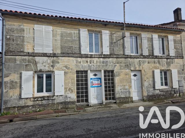 Maison 8 pièces 220 m²