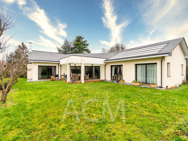 Maison 8 pièces 220 m²