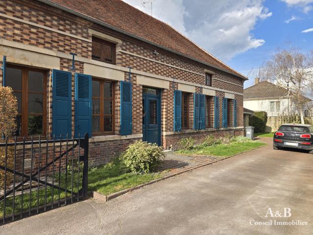 Maison 8 pièces 220 m²