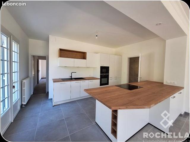 Maison 8 pièces 220 m²