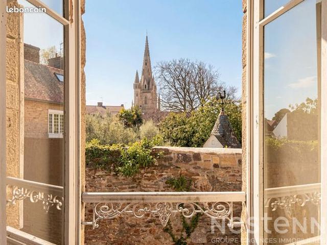 Maison 8 pièces 220 m²