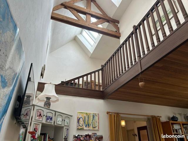 Maison 8 pièces 220 m²