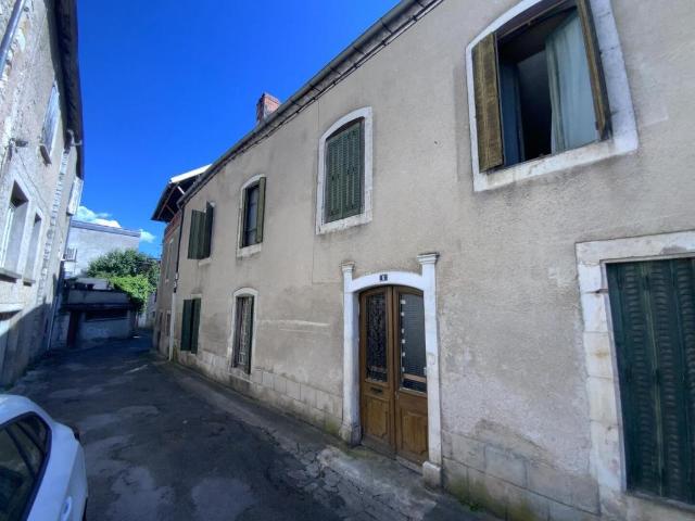 Maison 8 pièces 220 m²