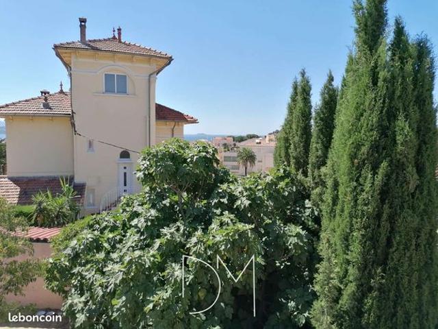 Maison 8 pièces 220 m²