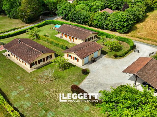 Maison 8 pièces 220 m²