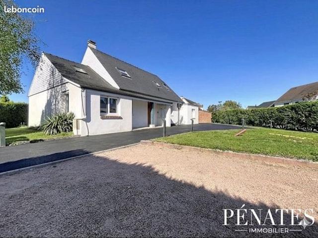 Maison 8 pièces 220 m²