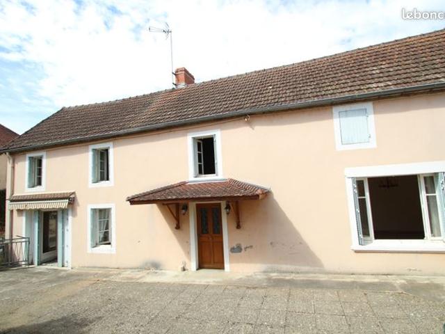 Maison 8 pièces 221 m²