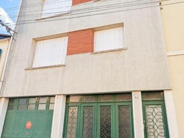 Maison 8 pièces 221 m²