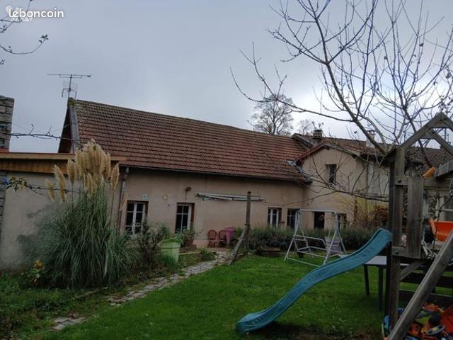 Maison 8 pièces 221 m²