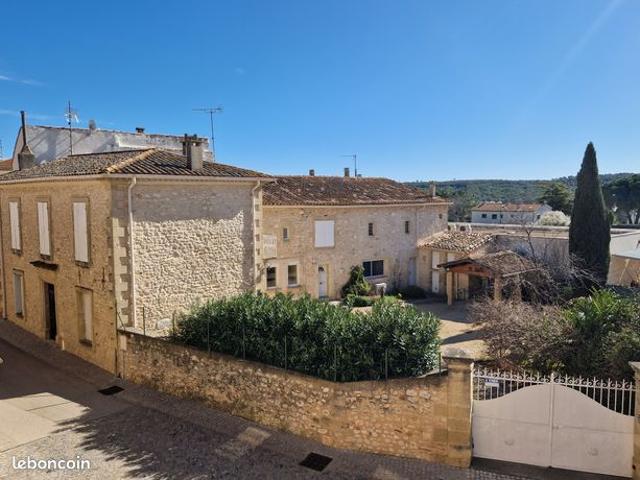 Maison 8 pièces 221 m²