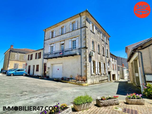 Maison 8 pièces 221 m²