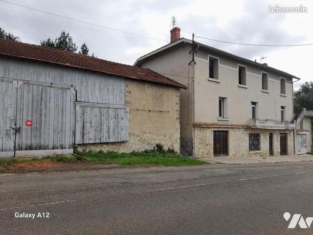 Maison 8 pièces 222 m²
