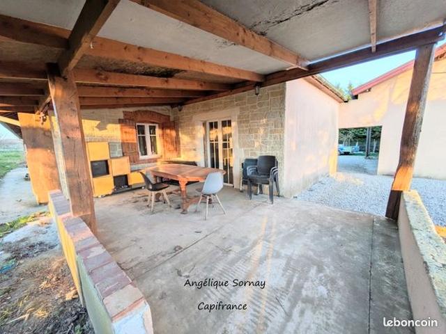 Maison 8 pièces 222 m²