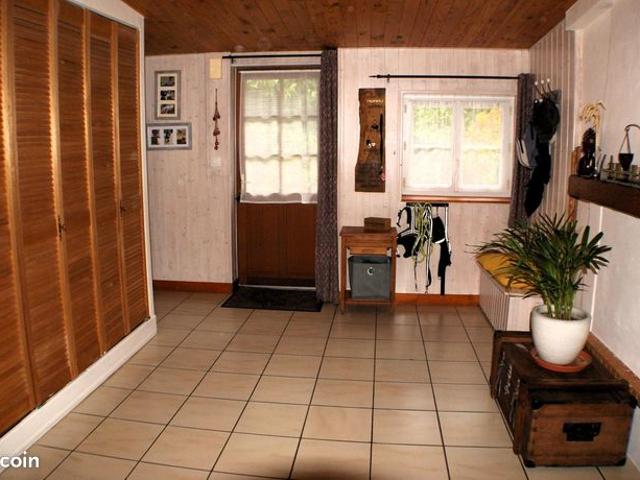 Maison 8 pièces 223 m²