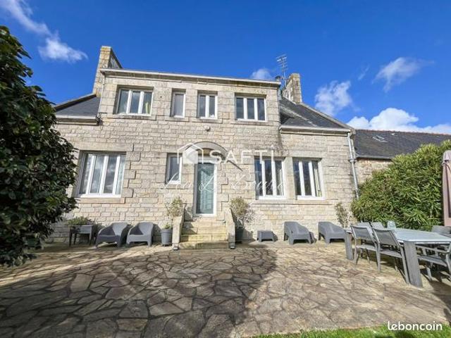 Maison 8 pièces 223 m²