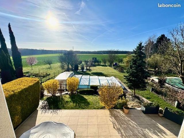 Maison 8 pièces 223 m²