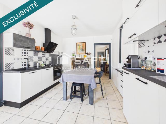 Maison 8 pièces 223 m²