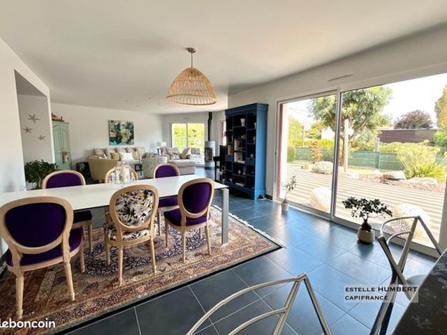 Maison 8 pièces 223 m²