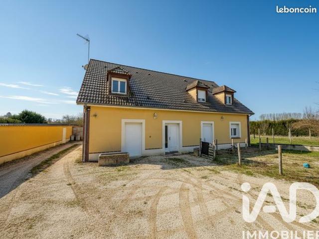 Maison 8 pièces 223 m²