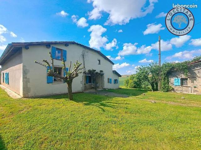Maison 8 pièces 234 m²