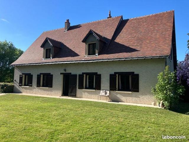 Maison 8 pièces 234 m²