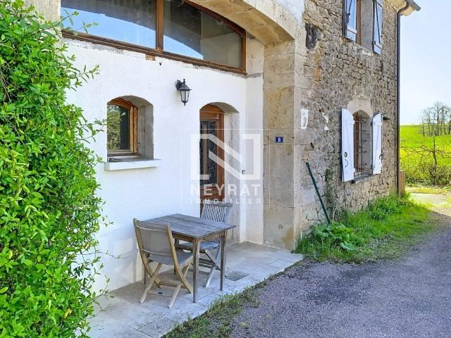 Maison 8 pièces 234 m²