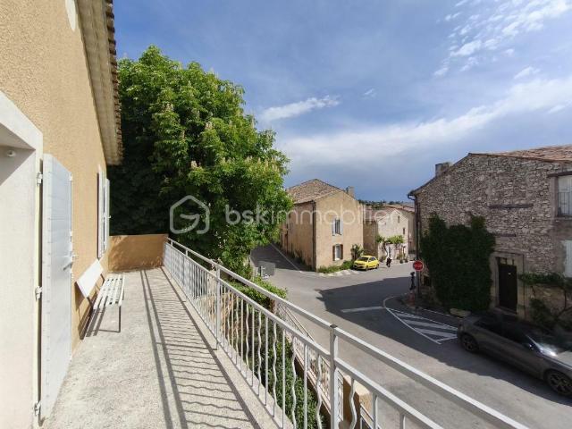 Maison 8 pièces 235 m²