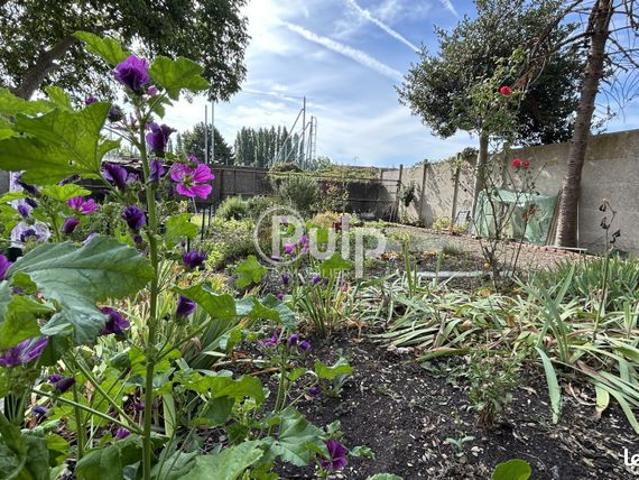 Maison 8 pièces 235 m²