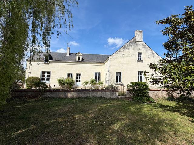 Maison 8 pièces 235 m²