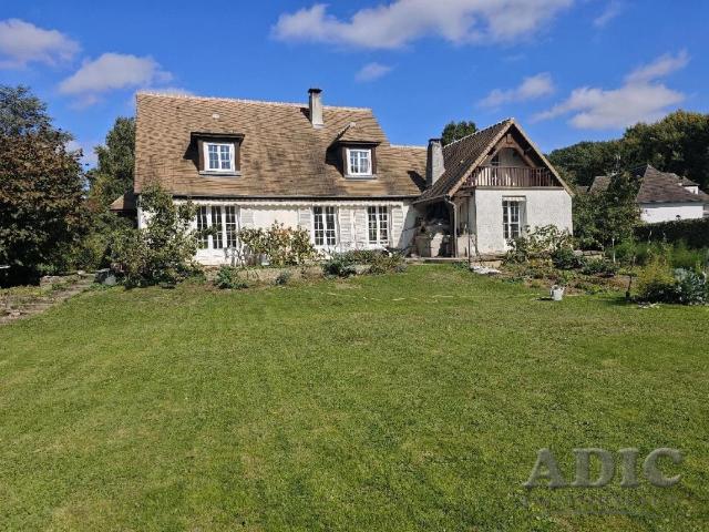 Maison 8 pièces 235 m²