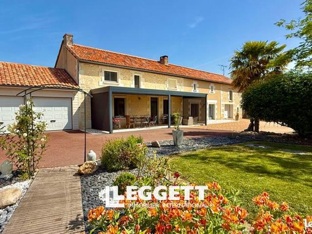 Maison 8 pièces 235 m²