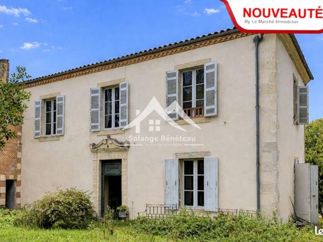 Maison 8 pièces 235 m²