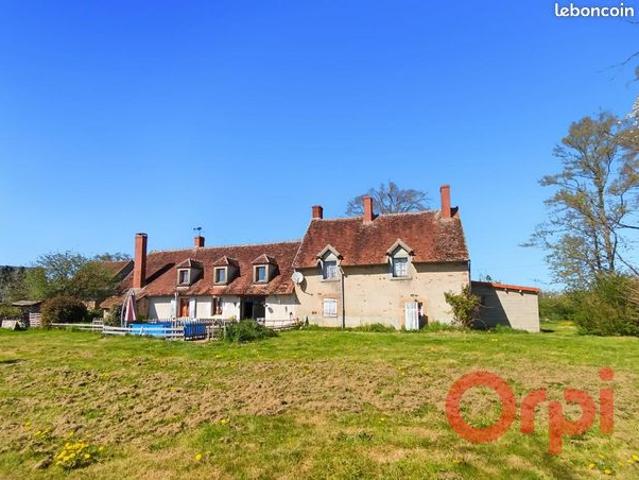Maison 8 pièces 236 m²