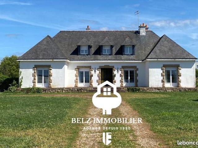 Maison 8 pièces 236 m²