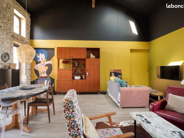 Maison 8 pièces 236 m²