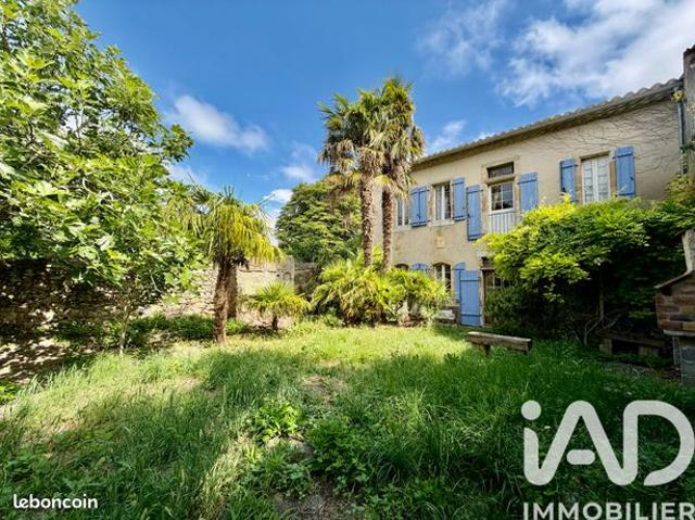 Maison 8 pièces 237 m²