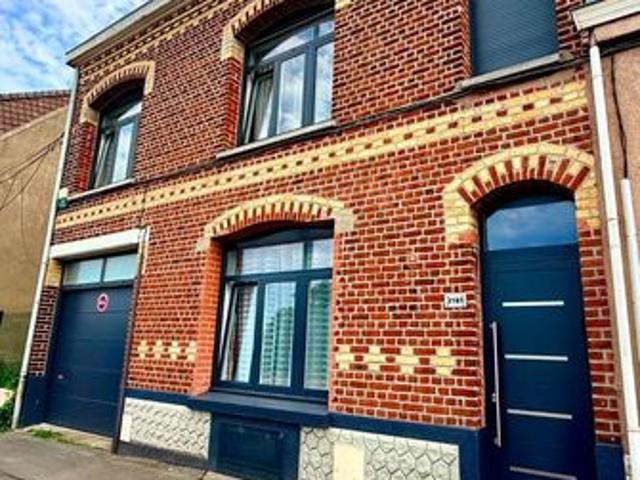 Maison 8 pièces 237 m²